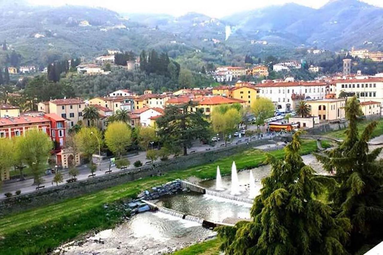 Casa Vacanza Ilia Pescia Eksteriør bilde